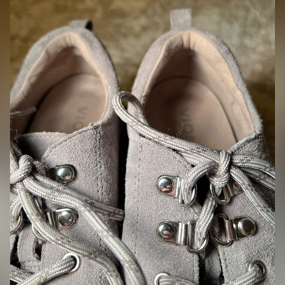 Vionic Ballari Gray Suede Lace Up Oxford Shoes size 7.5 Classiccore Preppy Retro - Picture 8 of 11